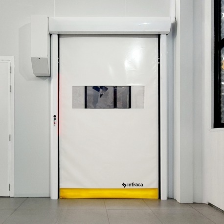 Puertas instaladas por Cleanroom System SRL